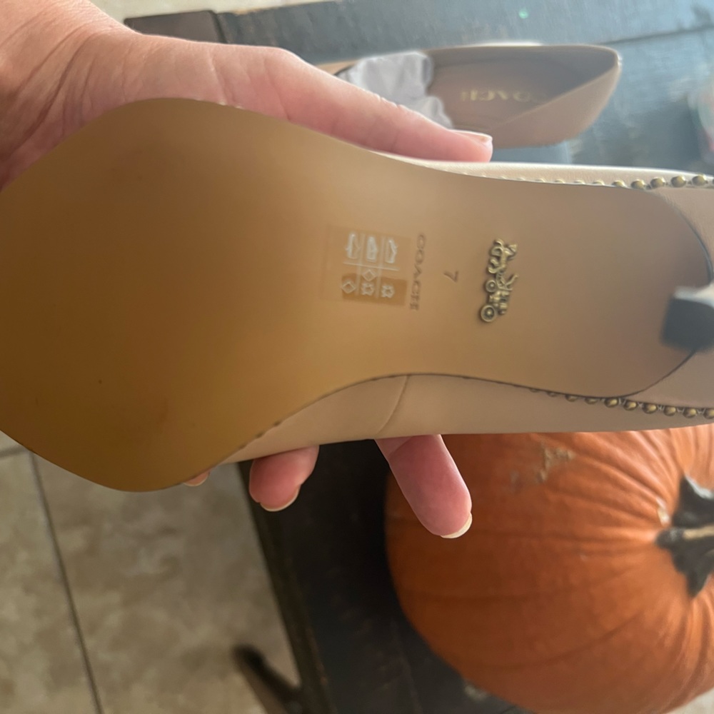 Coach new only tried on lovely beautiful